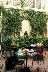 hotel cheverny garden